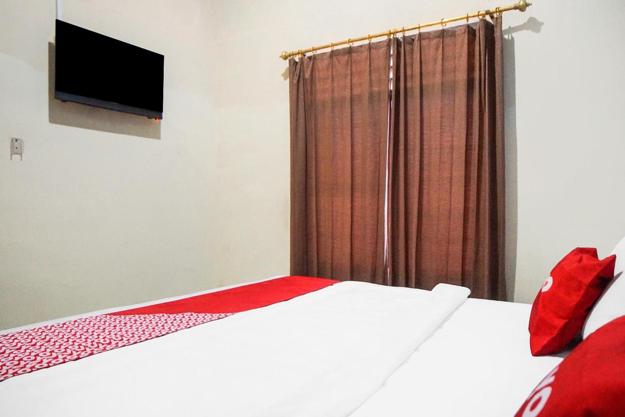 Oyo 92076 Sky Residence Cengkeh Medan Eksteriør bilde