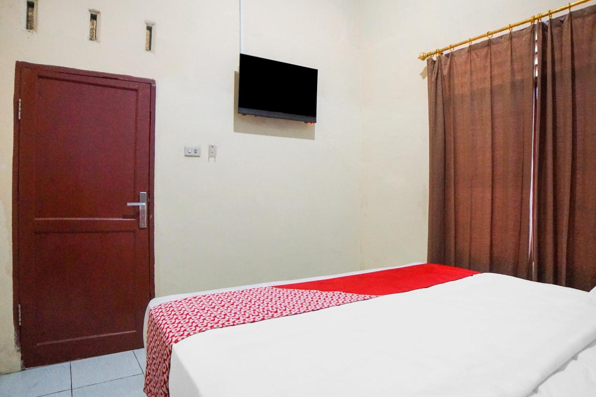Oyo 92076 Sky Residence Cengkeh Medan Eksteriør bilde